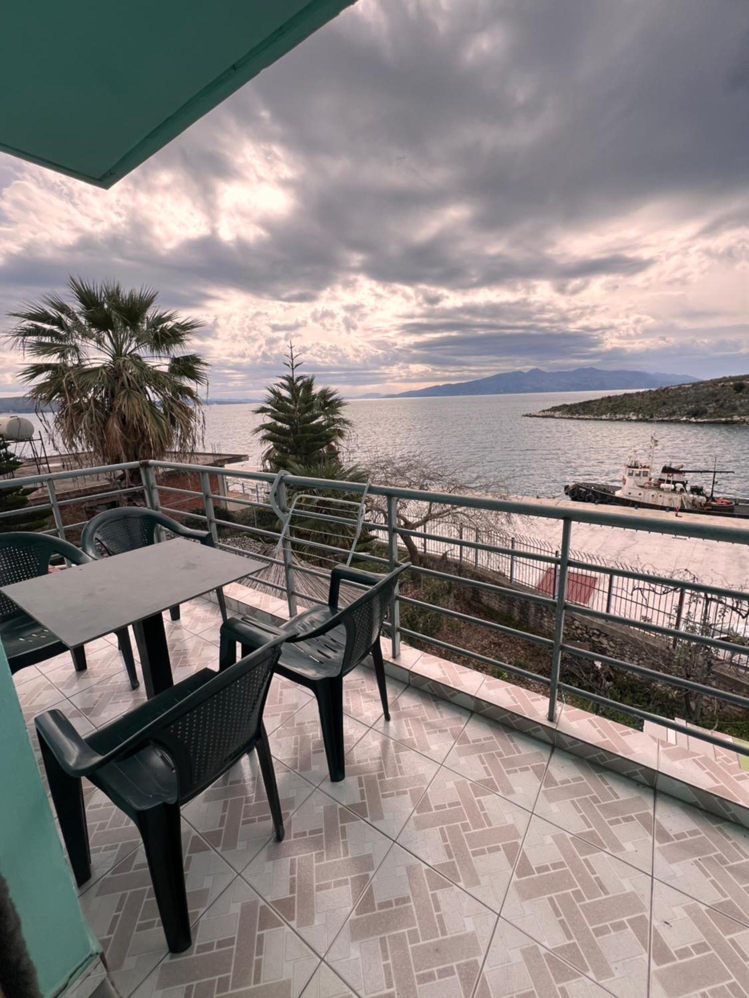Majki Beach Apartments Саранде Екстериор снимка