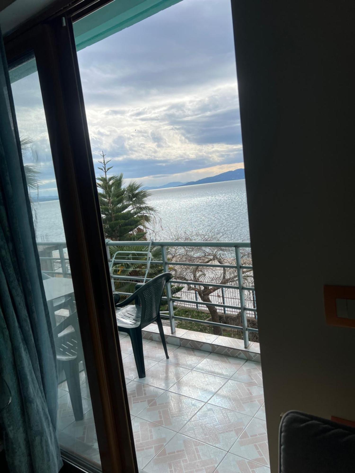 Majki Beach Apartments Саранде Екстериор снимка