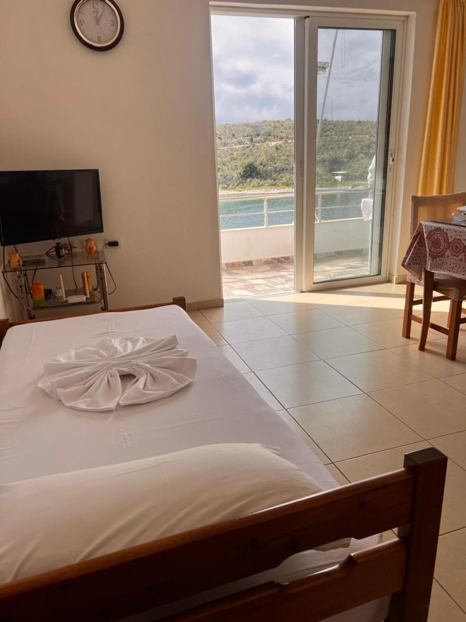 Majki Beach Apartments Саранде Екстериор снимка