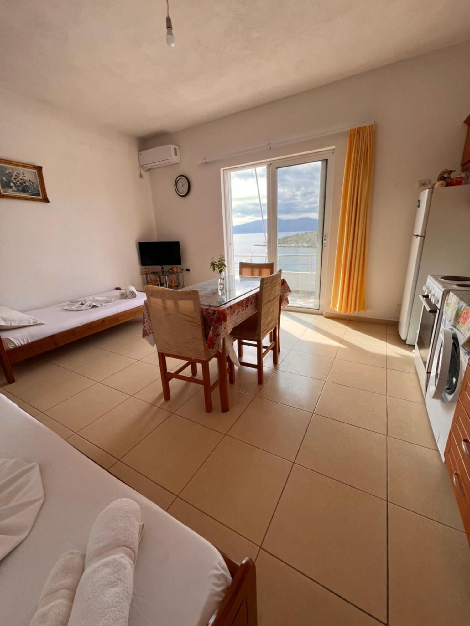 Majki Beach Apartments Саранде Екстериор снимка