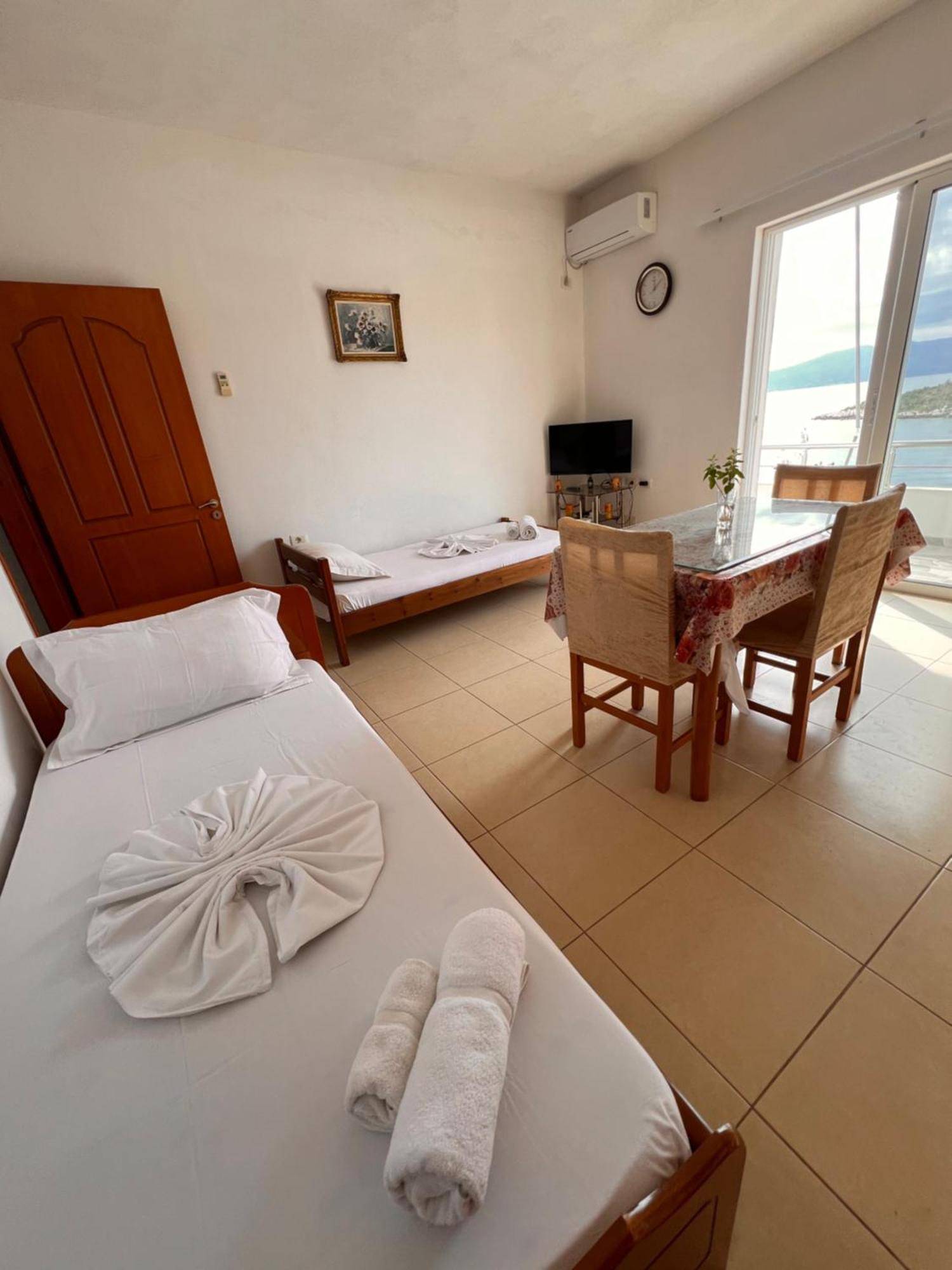 Majki Beach Apartments Саранде Екстериор снимка
