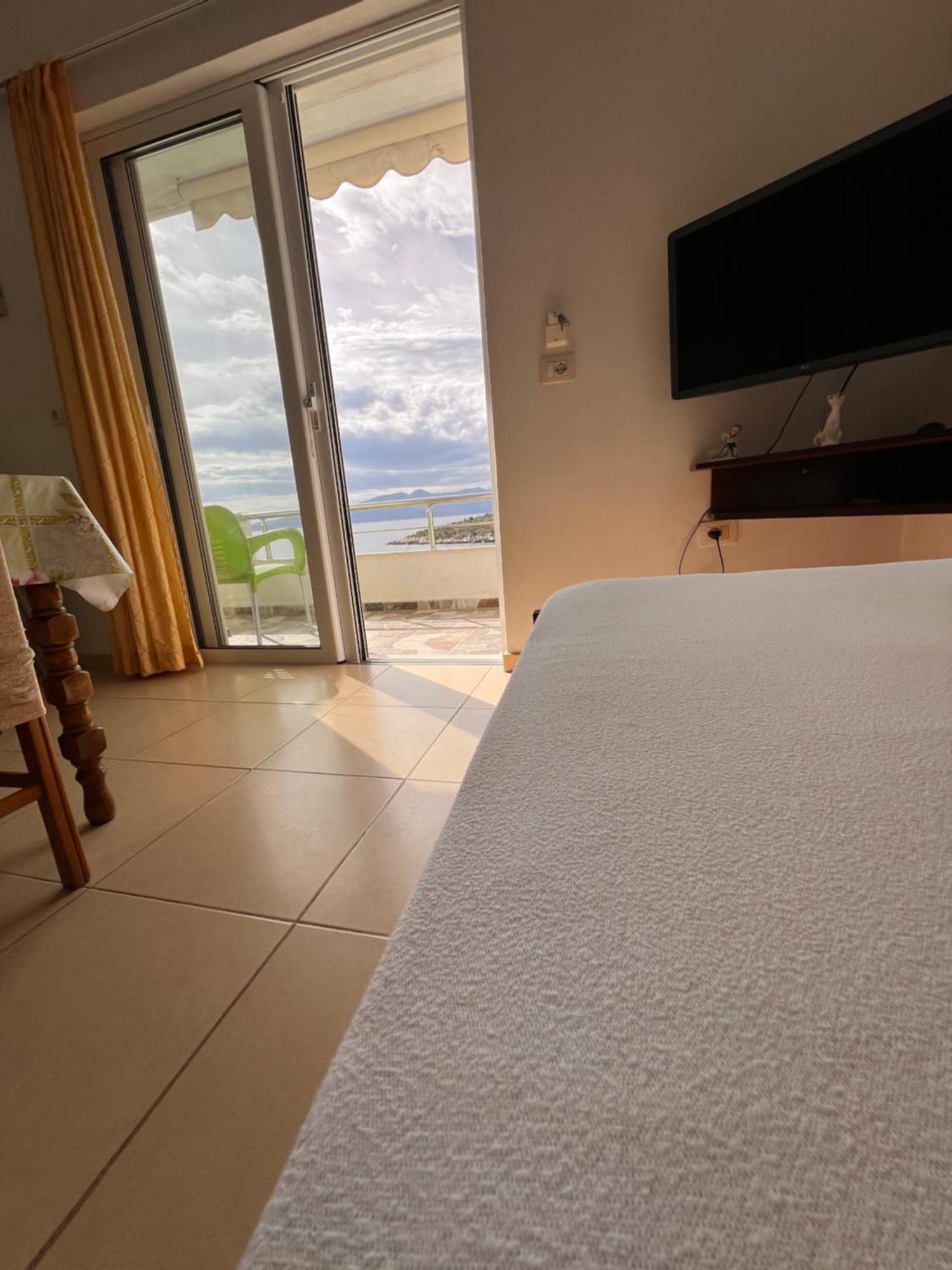 Majki Beach Apartments Саранде Екстериор снимка
