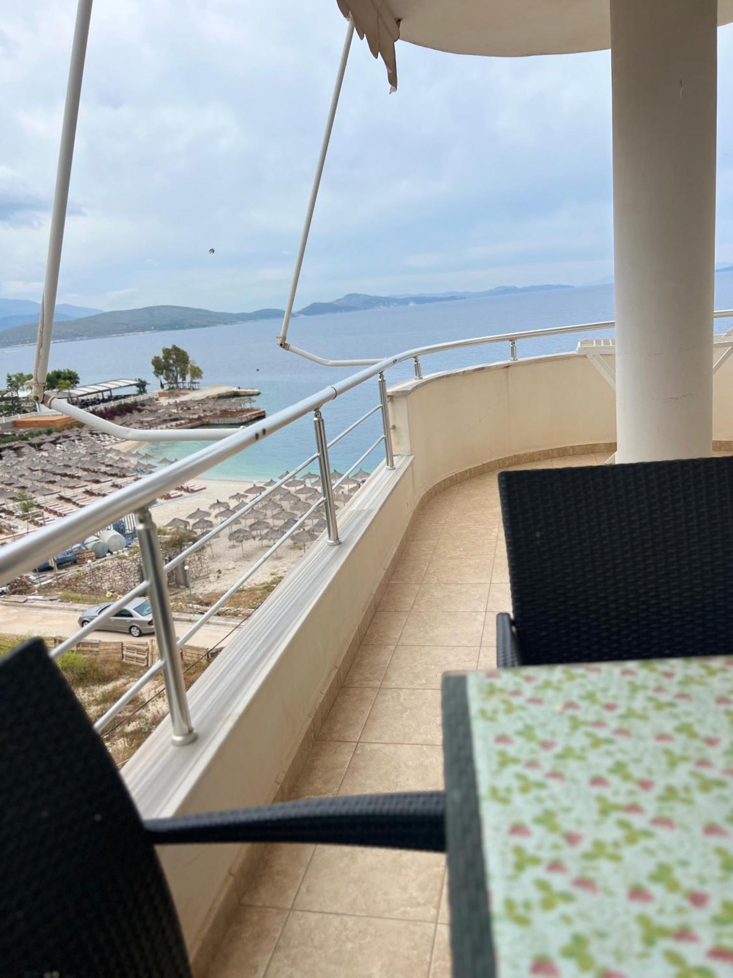 Majki Beach Apartments Саранде Екстериор снимка